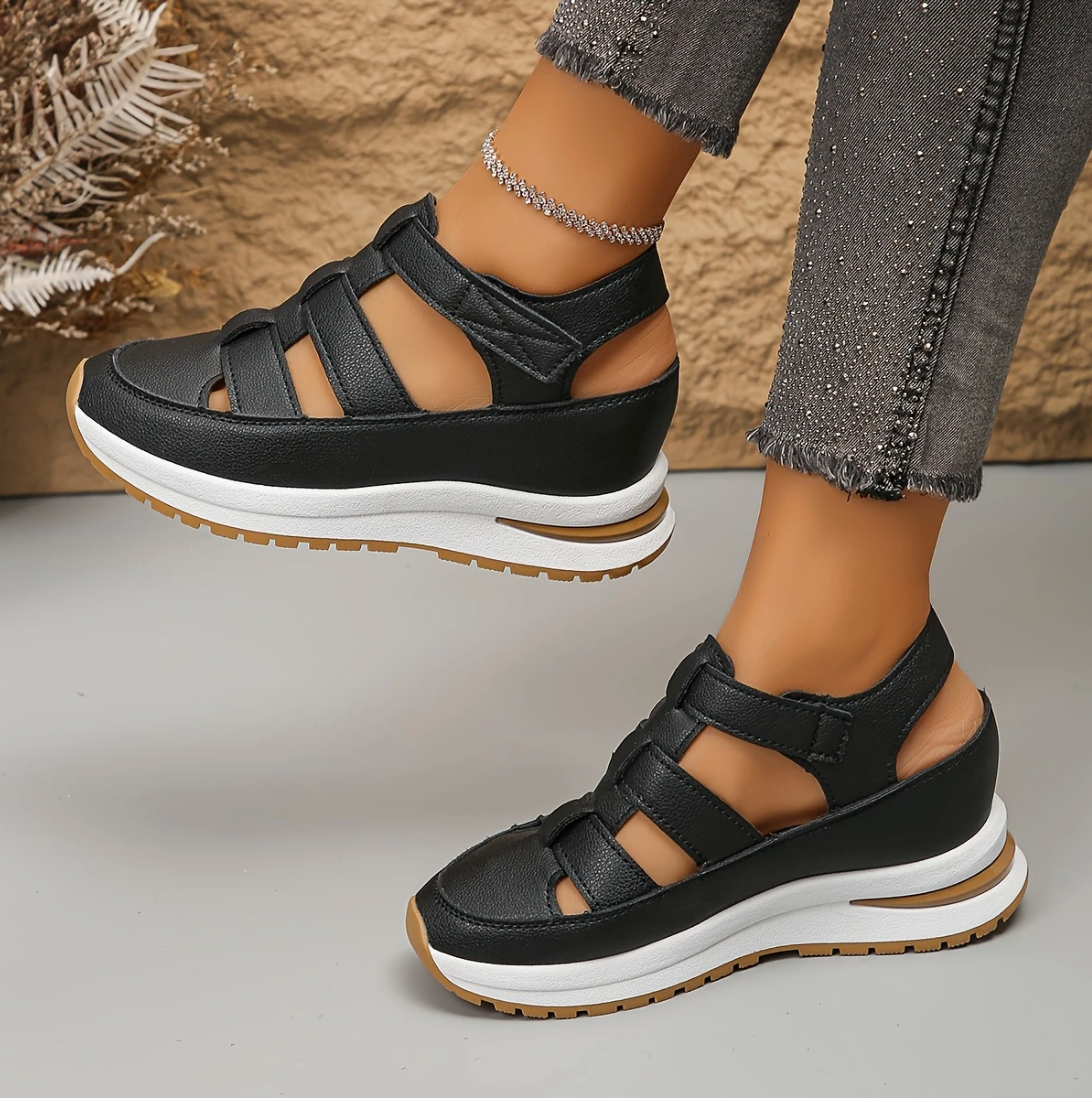Vordela™ – Verhoogde Comfortsandaal met Steun