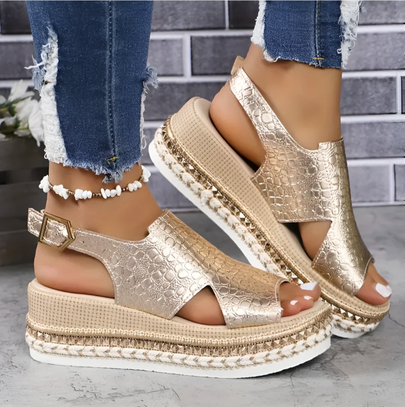 Vordela™ Elegant orthopaedic sandals